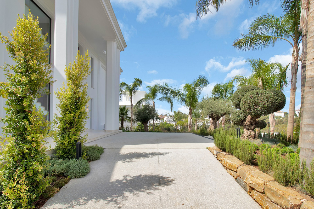 Huis te koop in The Golden Mile | 6 slaapkamers H4300111