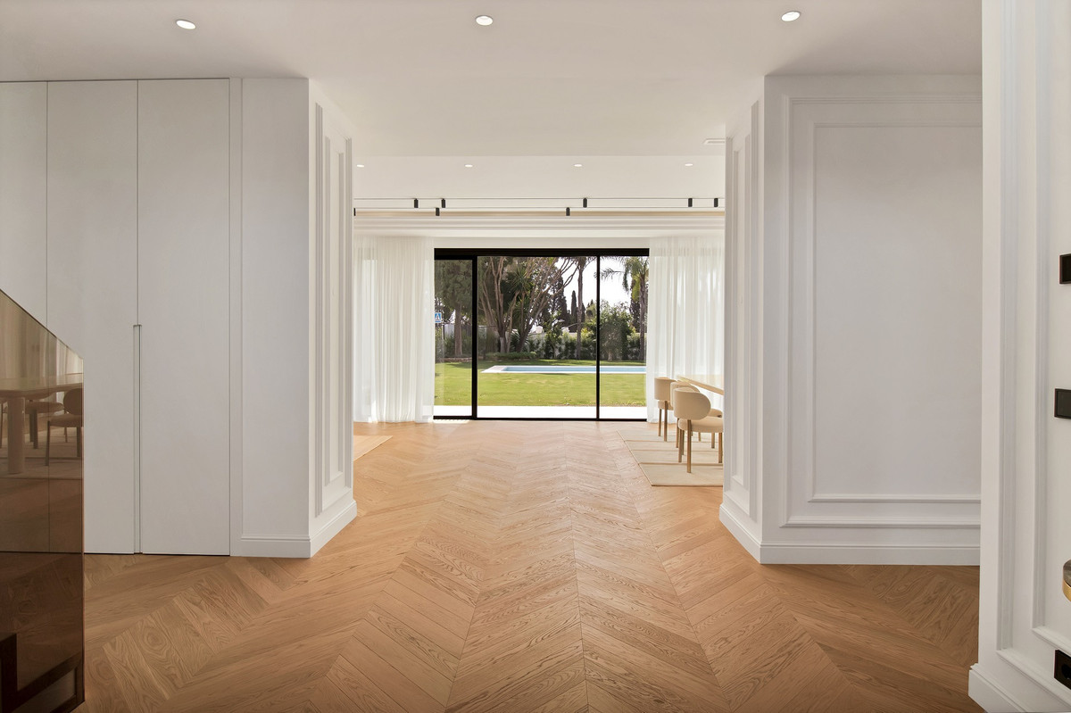 Huis te koop in The Golden Mile | 6 slaapkamers H4300111