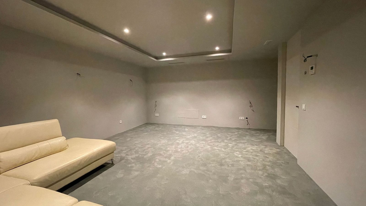 Property main view 44