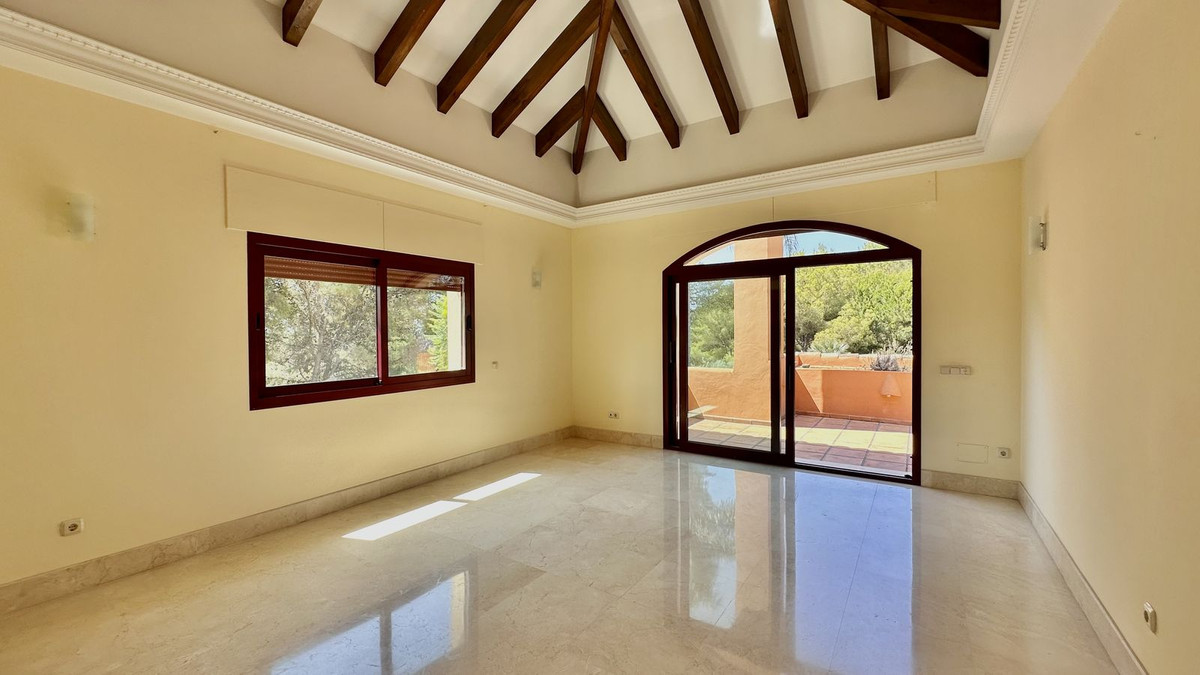 Property main view 32