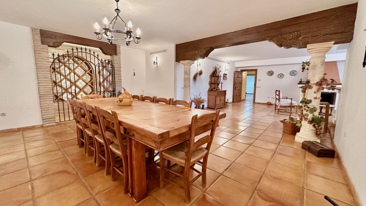 Property main view 44