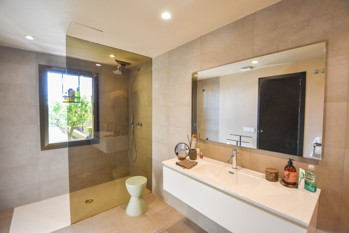 Property main view 40