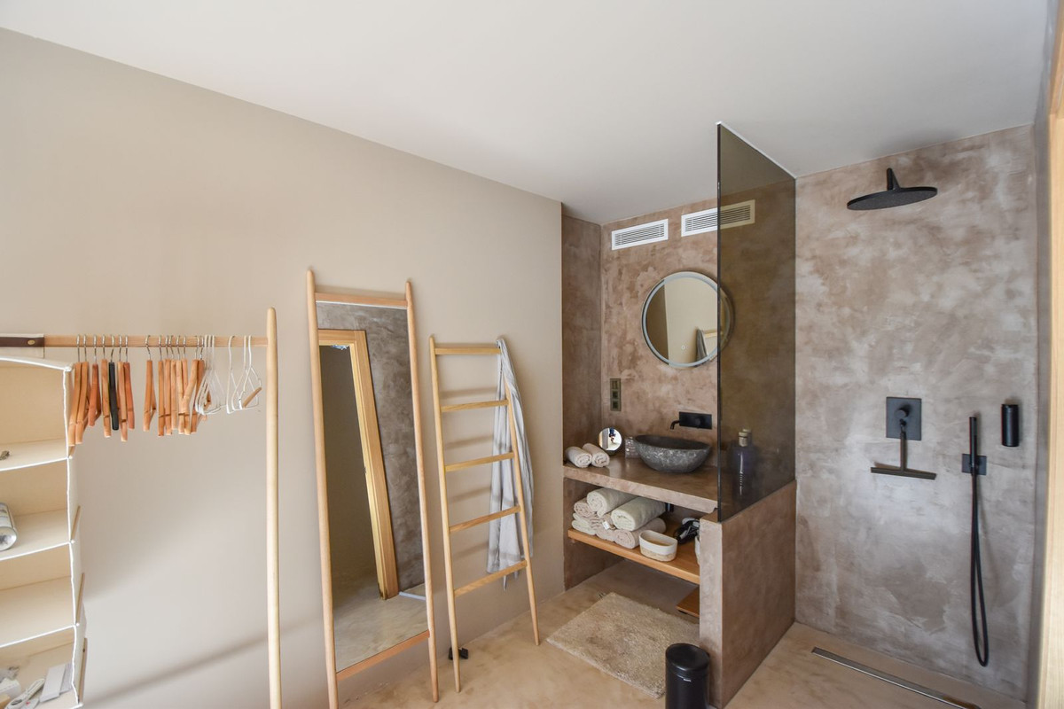 Property main view 43