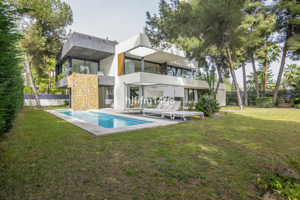 Huis te koop in The Golden Mile | 5 slaapkamers H4681408