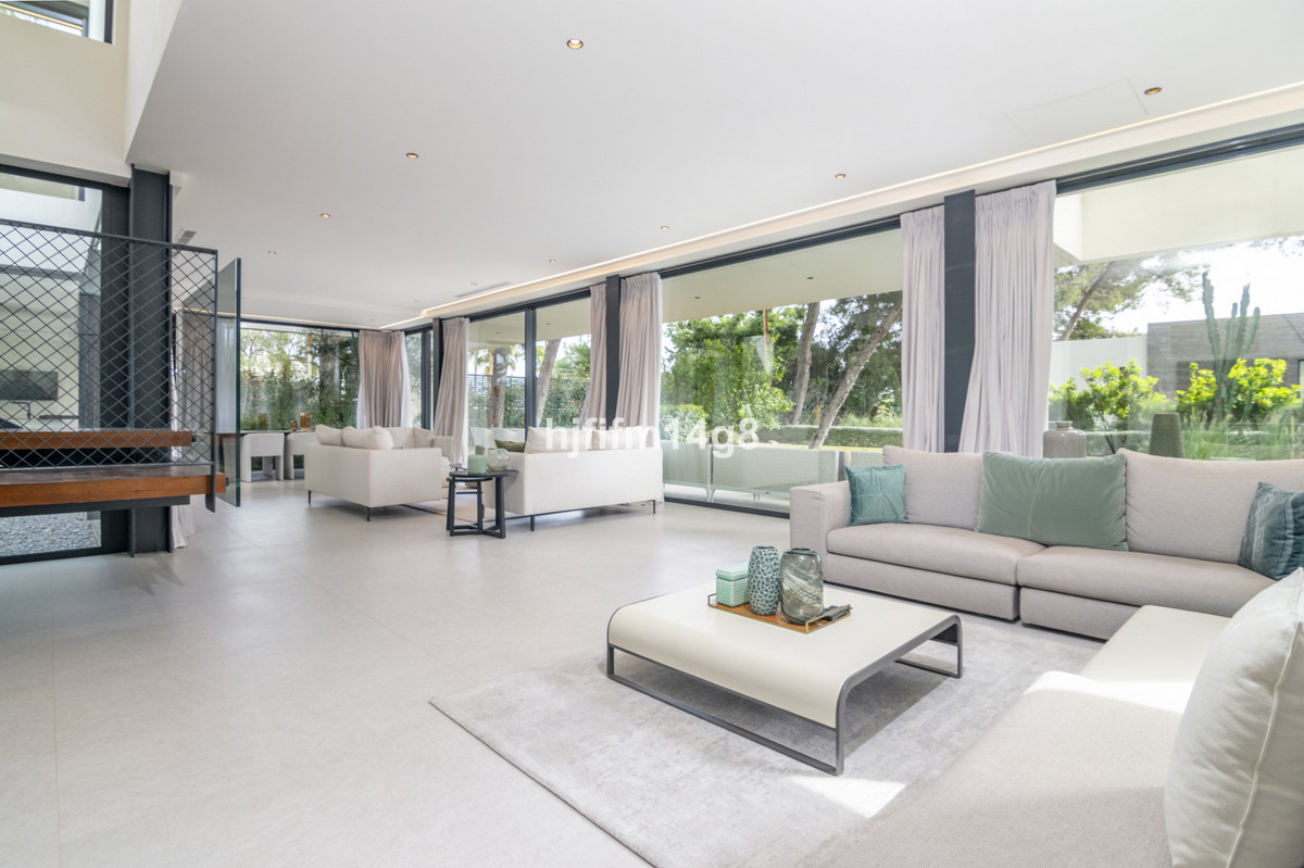 Huis te koop in The Golden Mile | 5 slaapkamers H4681408
