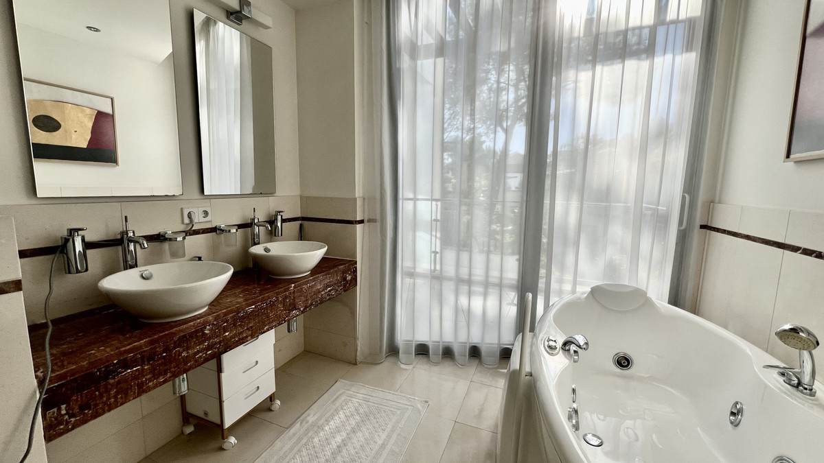 Property main view 34