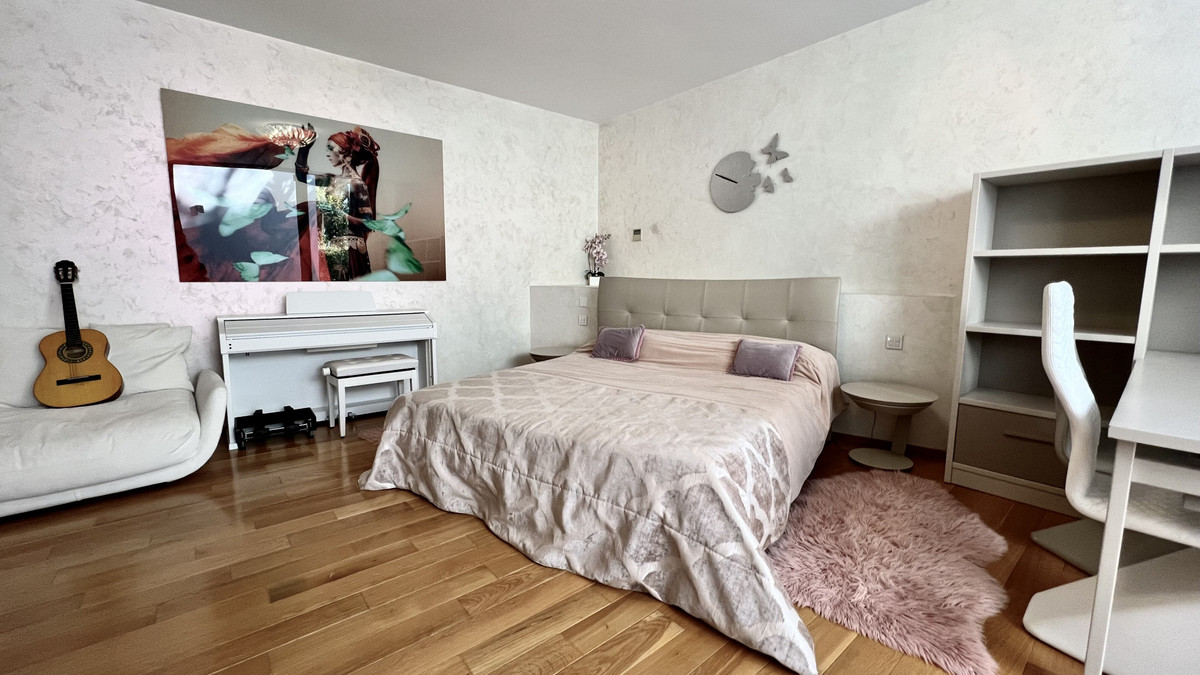 Property main view 37