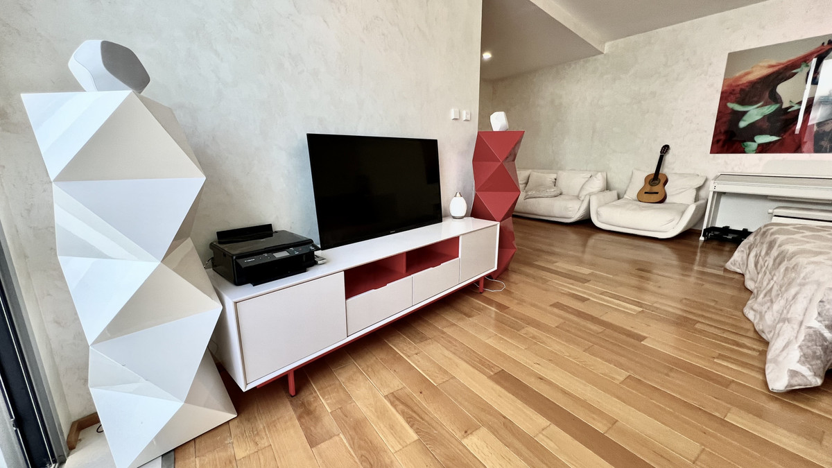 Property main view 40