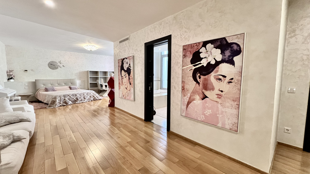 Property main view 42