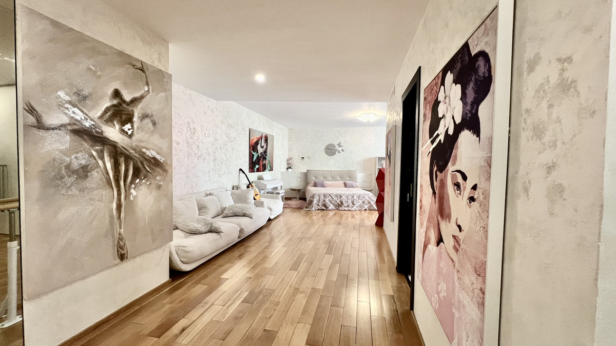 Property main view 45