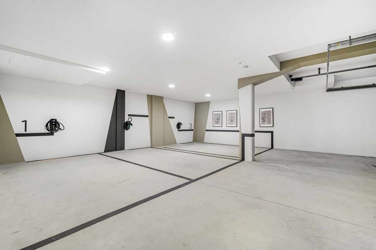 Property main view 44