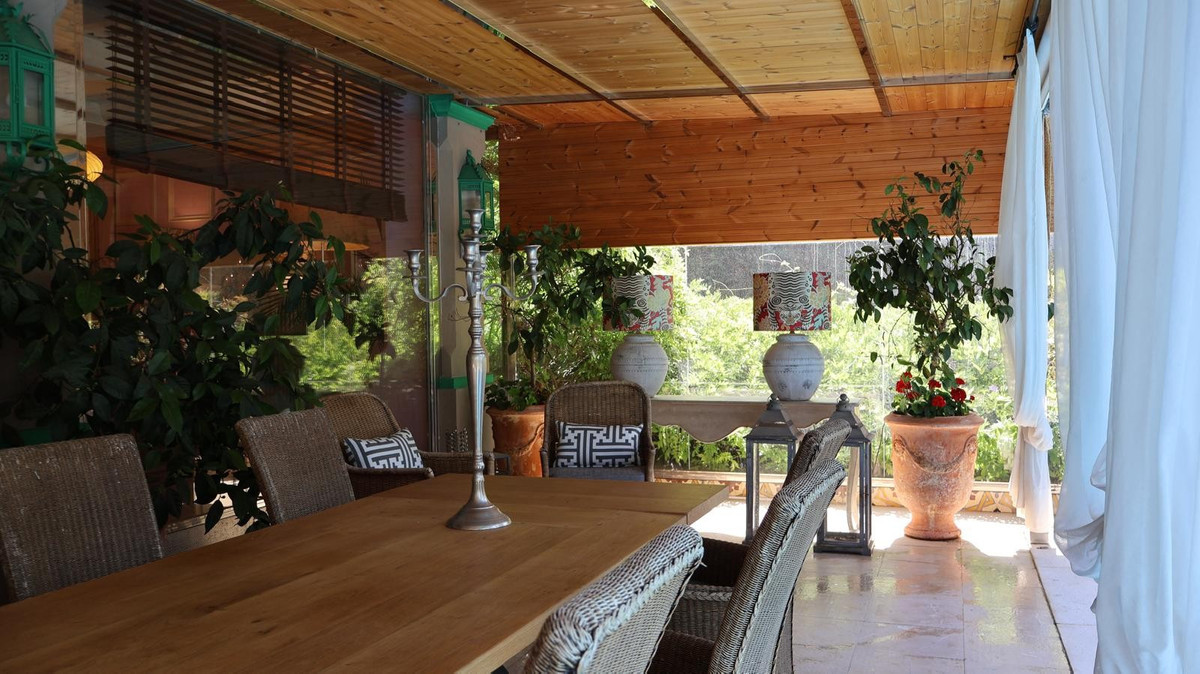 Huis te koop in The Golden Mile | 5 slaapkamers H4742287