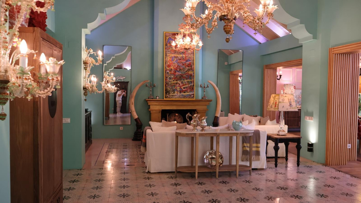 Huis te koop in The Golden Mile | 5 slaapkamers H4742287