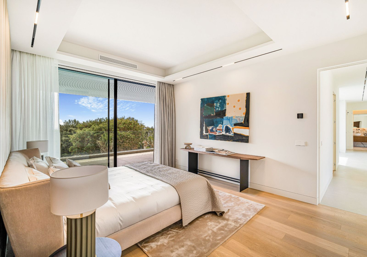 Huis te koop in The Golden Mile | 5 slaapkamers H4776136