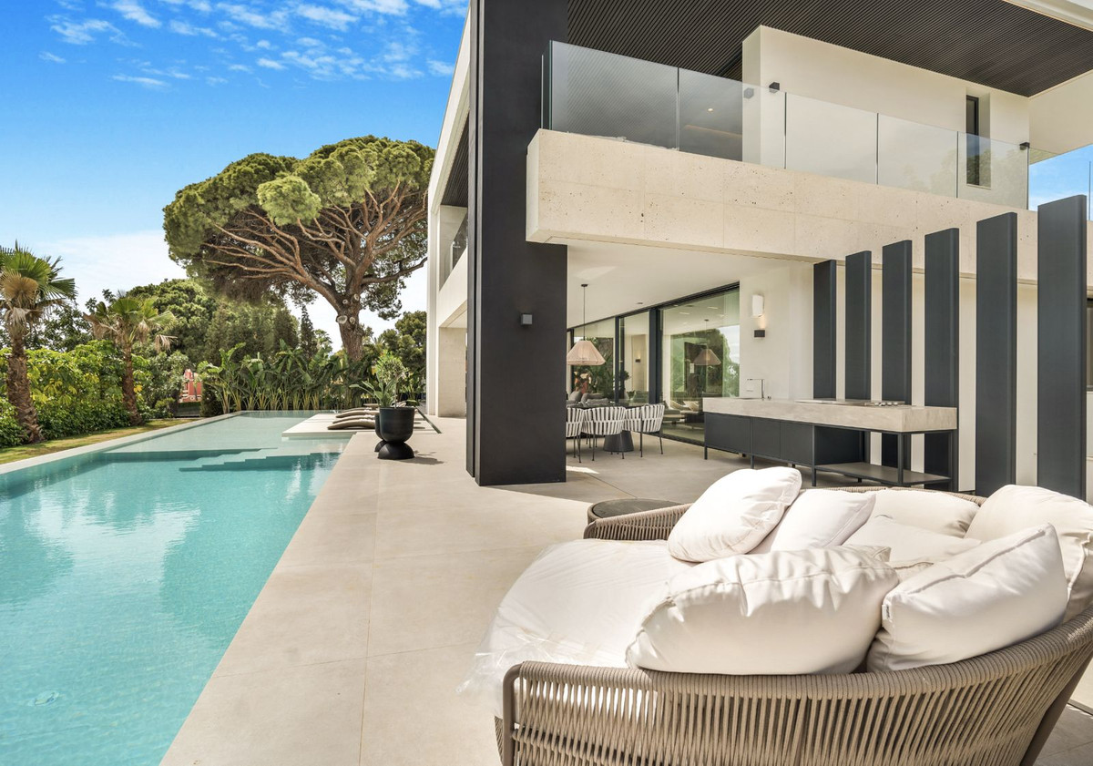 Huis te koop in The Golden Mile | 5 slaapkamers H4776136