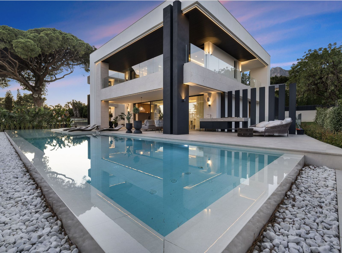 Huis te koop in The Golden Mile | 5 slaapkamers H4776136