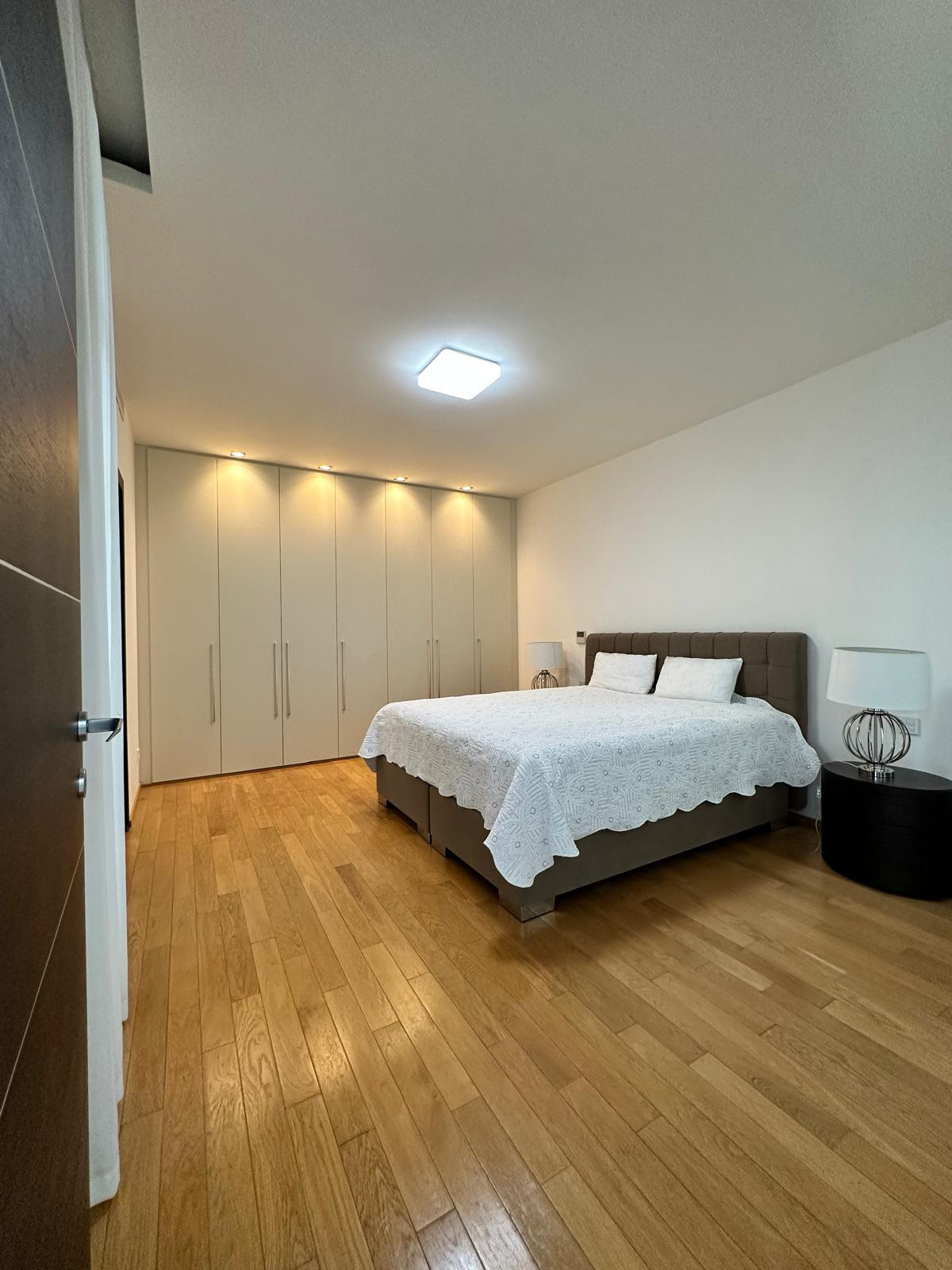 Huis te koop in The Golden Mile | 5 slaapkamers H4776994