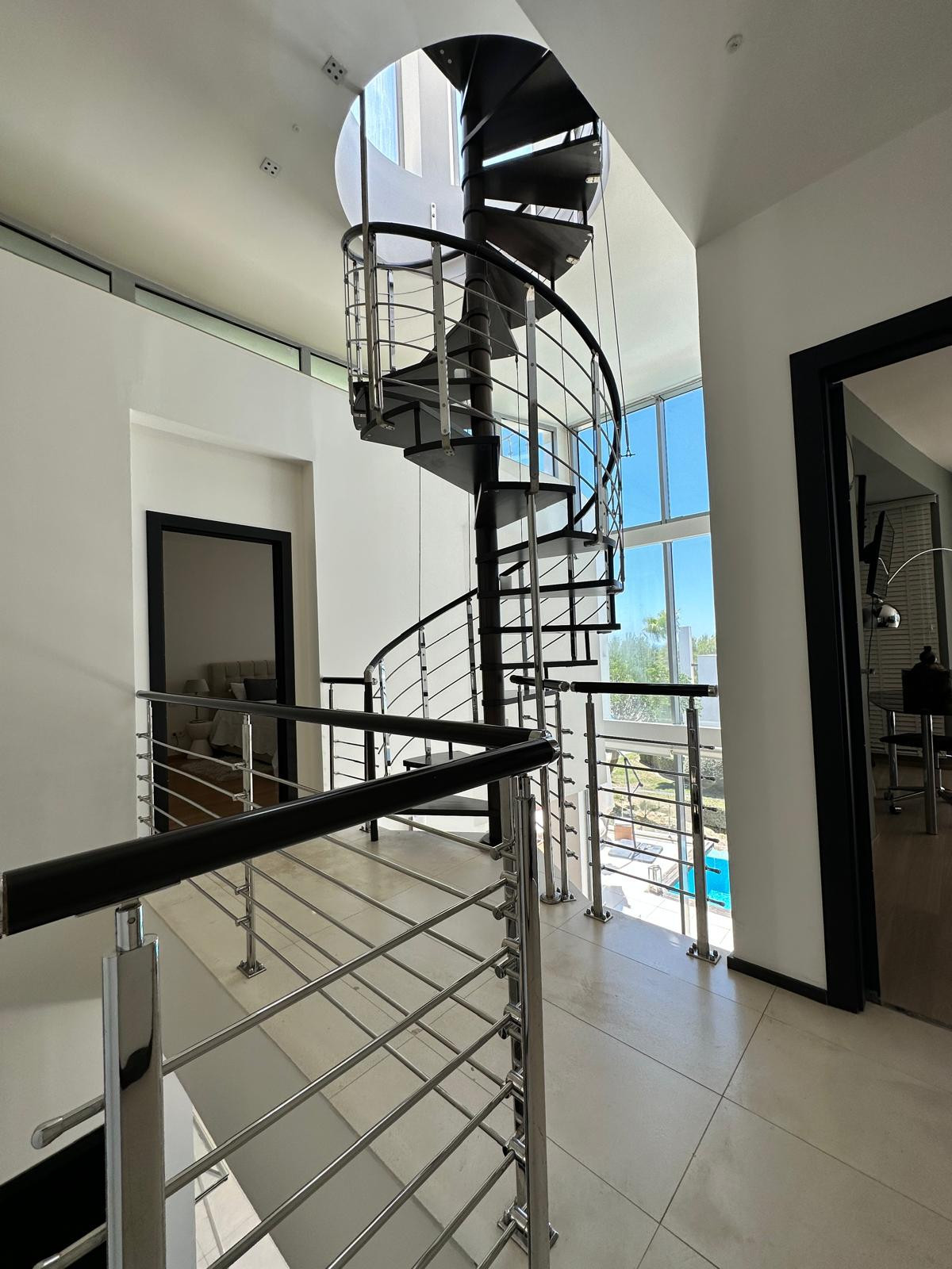 Huis te koop in The Golden Mile | 5 slaapkamers H4776994