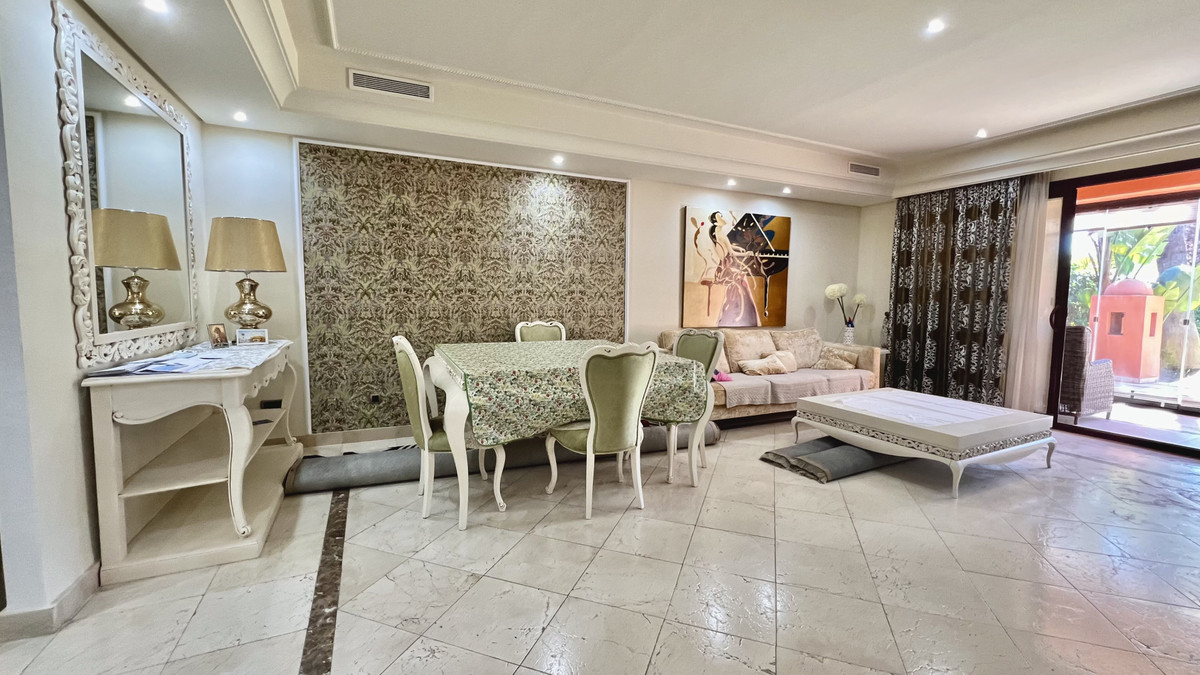 Property main view 60