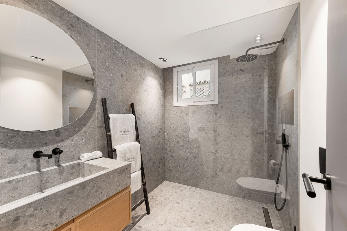 Property main view 18