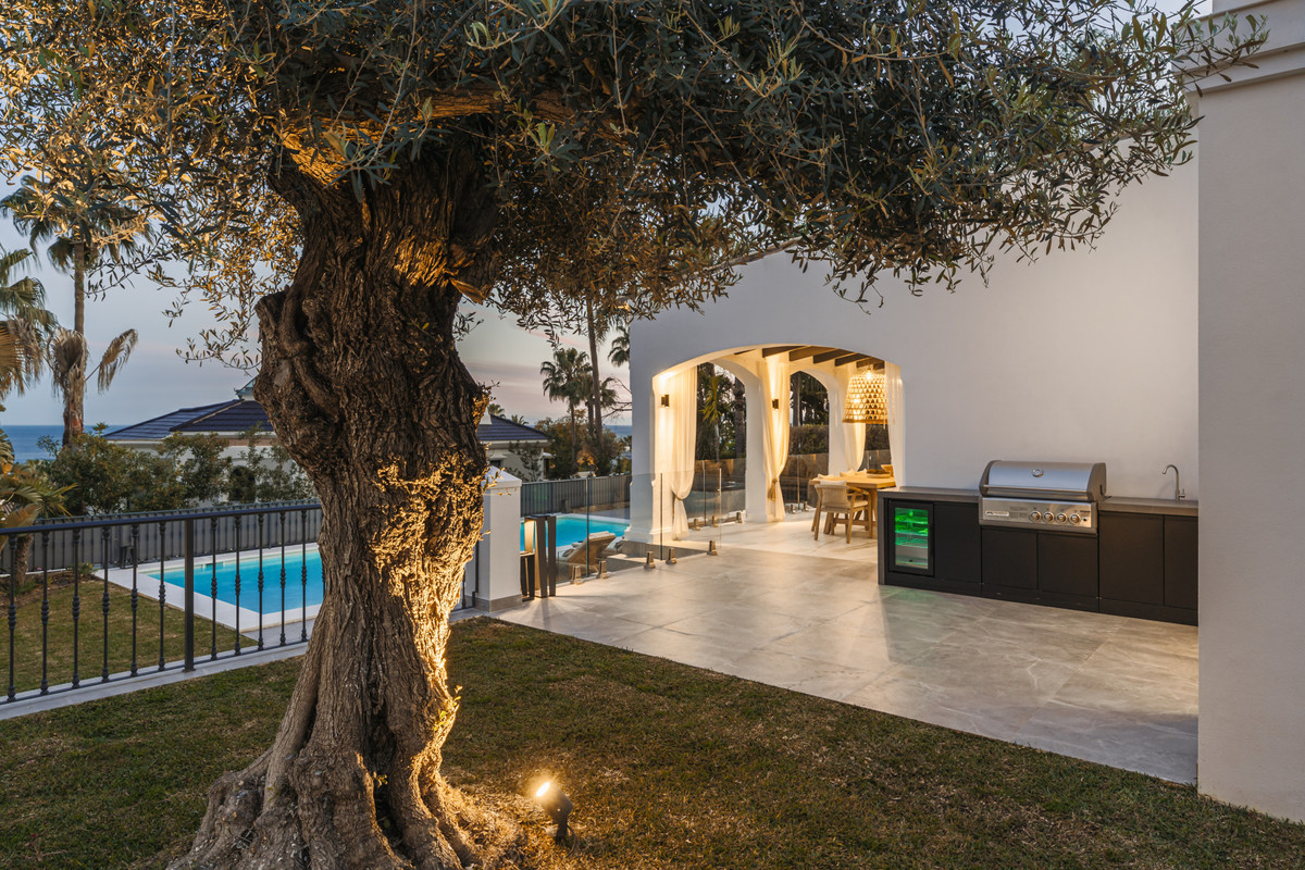 Huis te koop in The Golden Mile | 5 slaapkamers H5009974