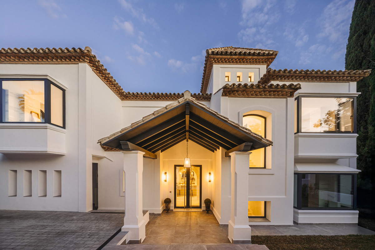 Huis te koop in The Golden Mile | 5 slaapkamers H5009974