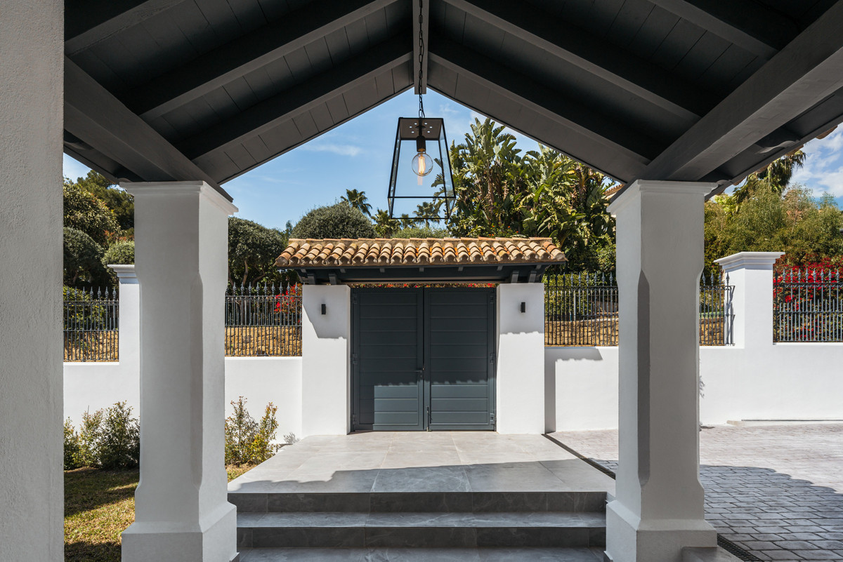 Huis te koop in The Golden Mile | 5 slaapkamers H5009974