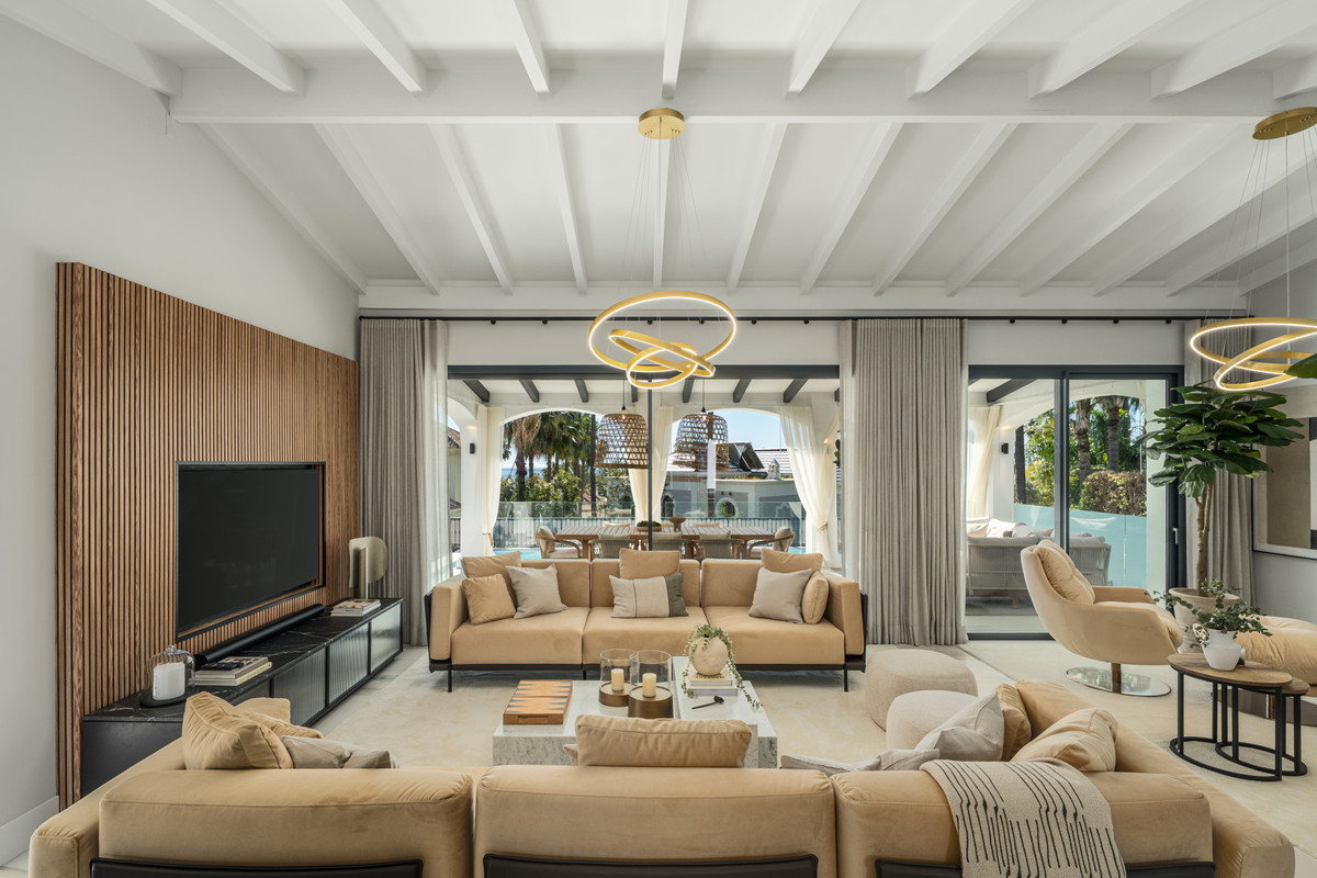 Huis te koop in The Golden Mile | 5 slaapkamers H5009974