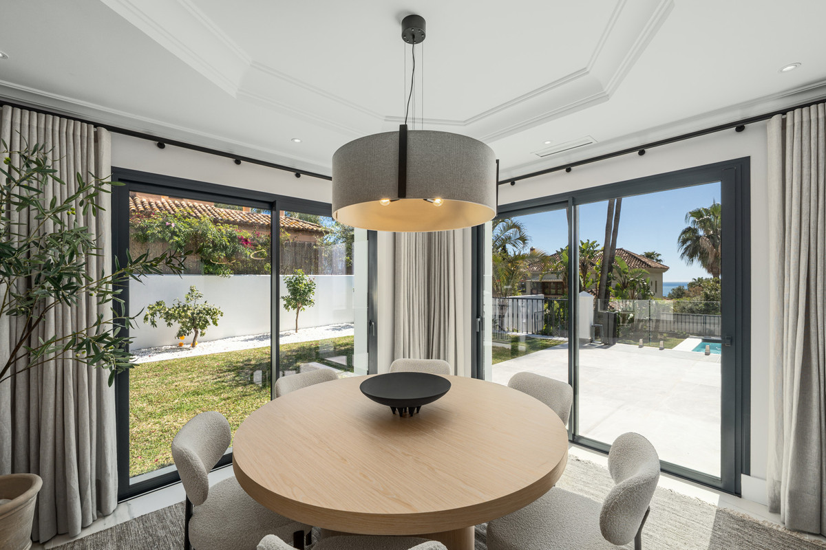 Huis te koop in The Golden Mile | 5 slaapkamers H5009974