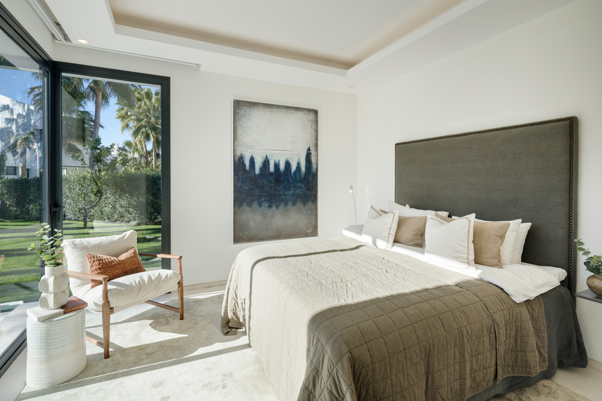 Huis te koop in The Golden Mile | 5 slaapkamers H5015686