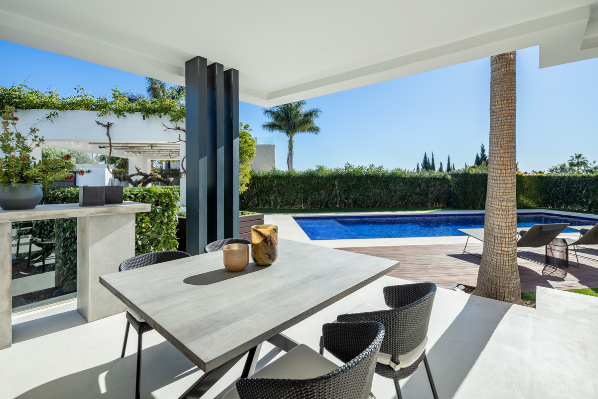 Huis te koop in The Golden Mile | 5 slaapkamers H5015686