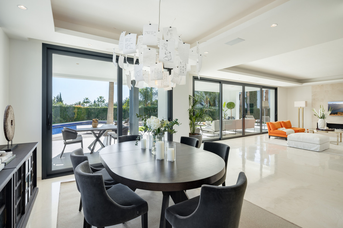 Huis te koop in The Golden Mile | 5 slaapkamers H5015686