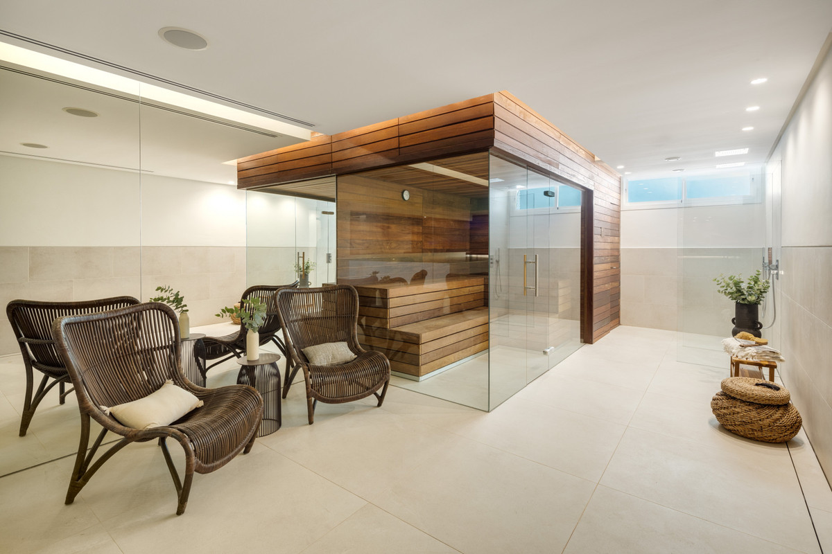 Huis te koop in The Golden Mile | 5 slaapkamers H5015686
