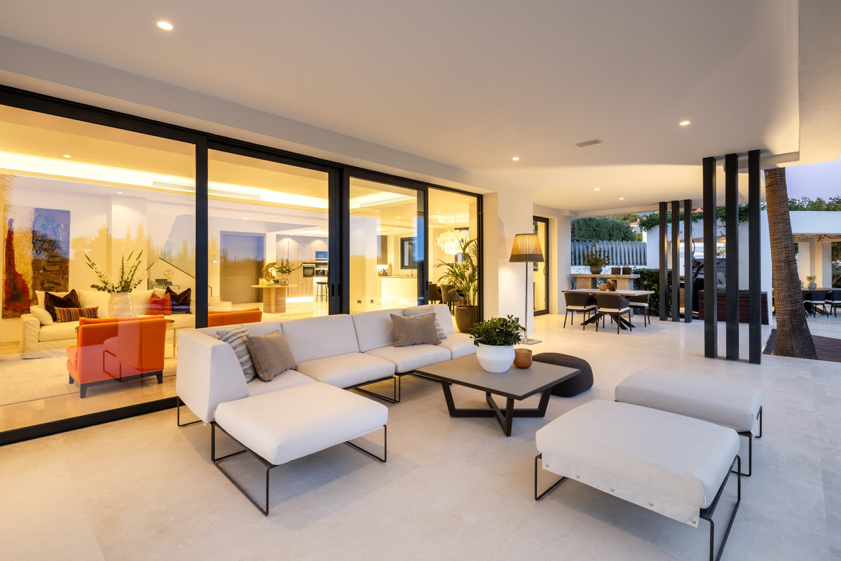Huis te koop in The Golden Mile | 5 slaapkamers H5015686