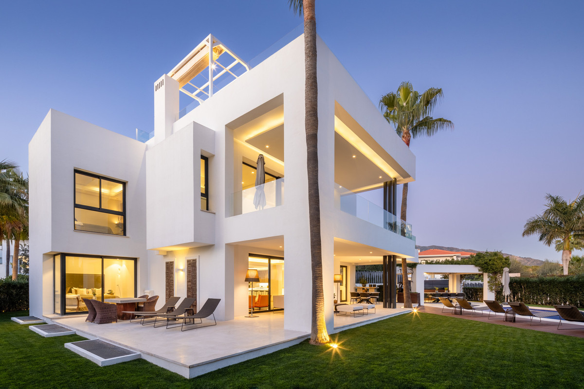 Huis te koop in The Golden Mile | 5 slaapkamers H5015686