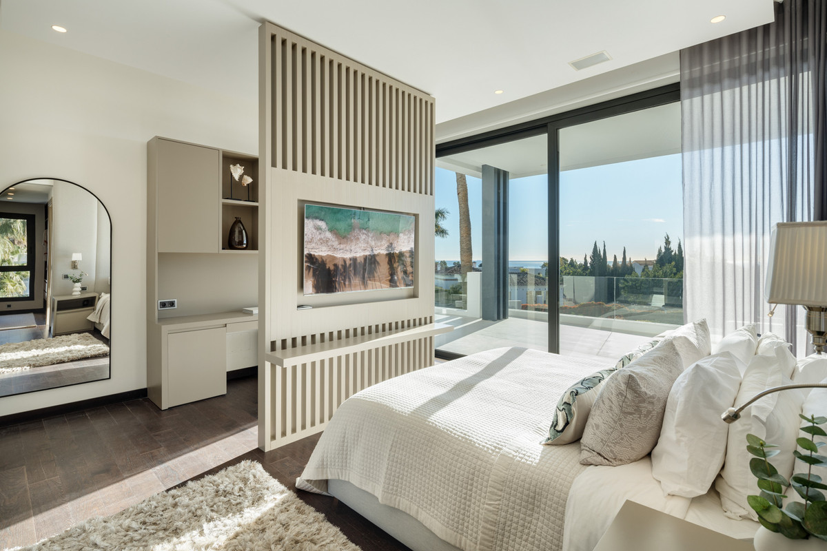 Huis te koop in The Golden Mile | 5 slaapkamers H5015686