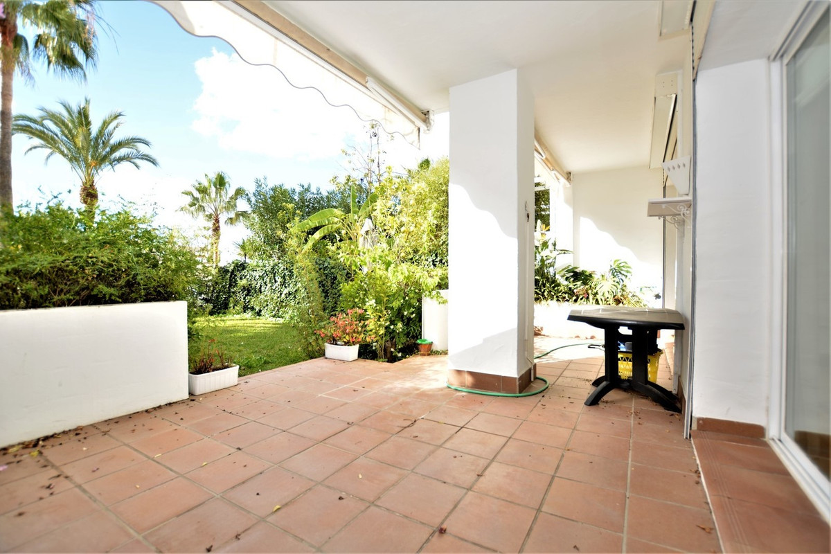 Geschakelde Woning in The Golden Mile-24