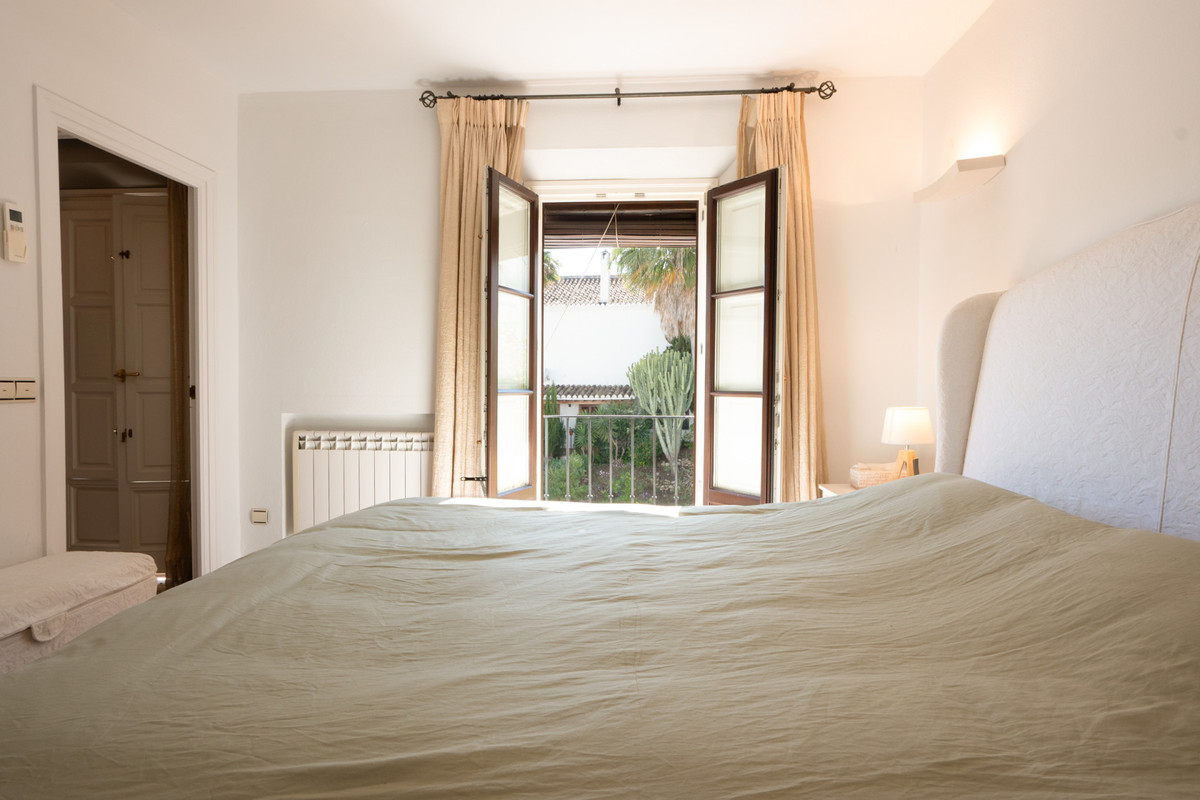 Huis te koop in The Golden Mile | 2 slaapkamers H5080300