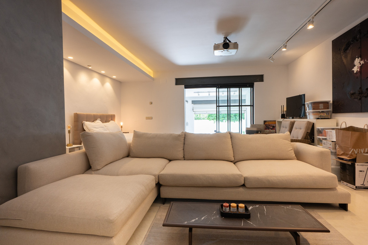 Huis te koop in The Golden Mile | 2 slaapkamers H5080300