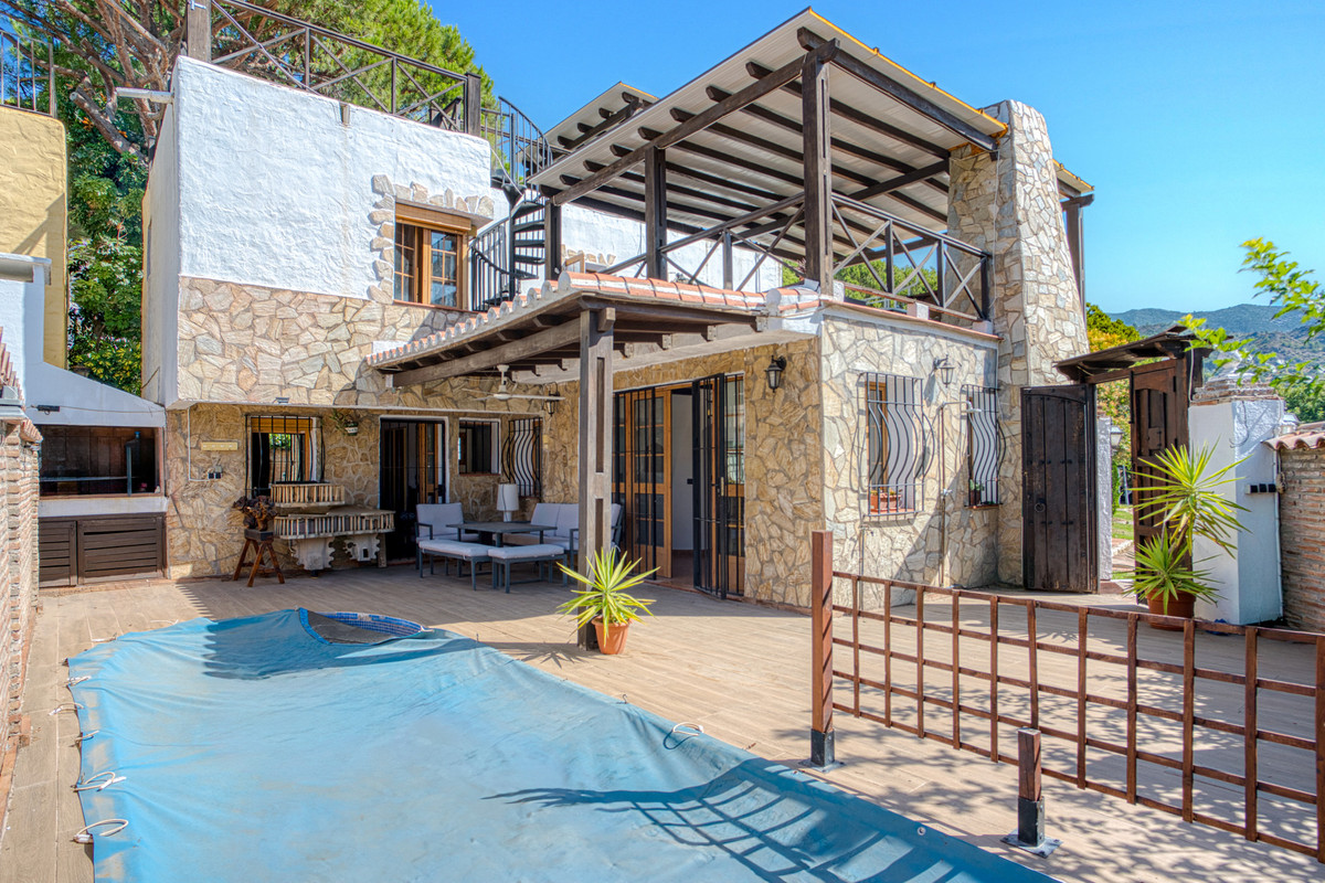 Huis te koop in The Golden Mile | 3 slaapkamers H5103679