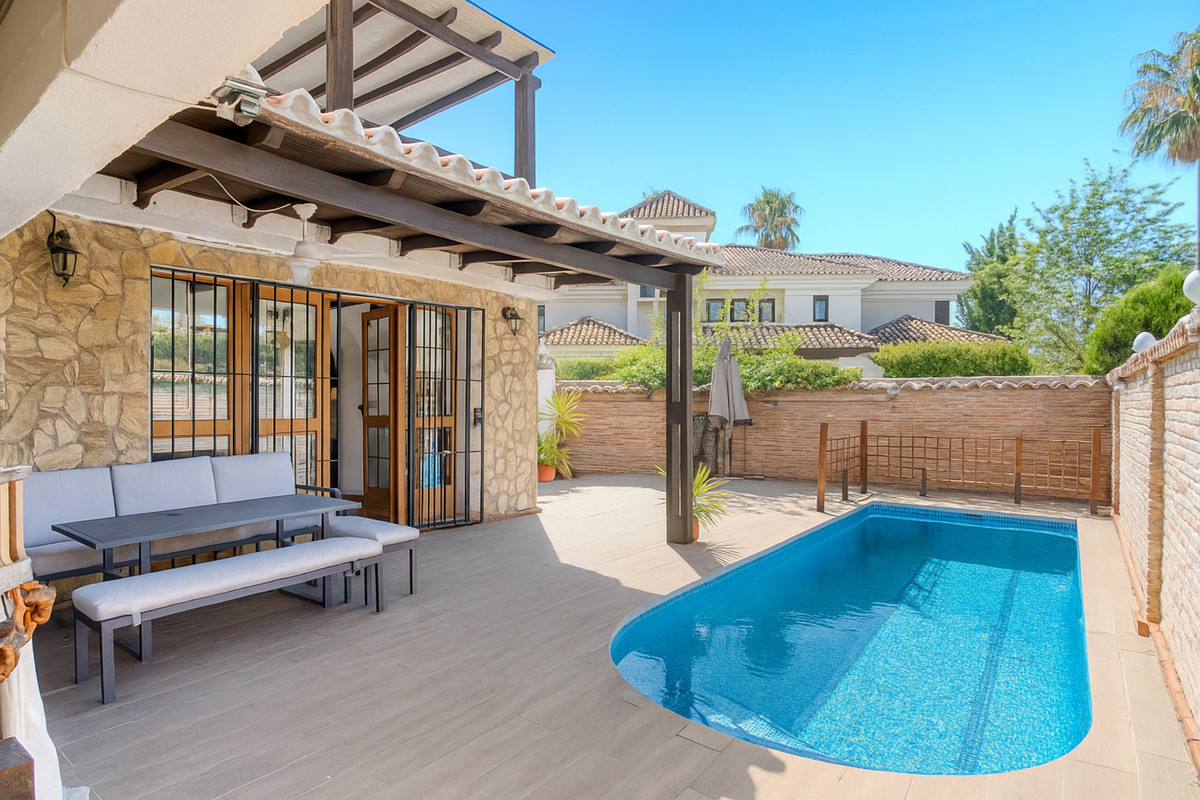 Huis te koop in The Golden Mile | 3 slaapkamers H5103679