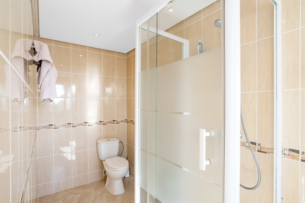 Townhouse for sale in The Golden Mile | 3 bedrooms H5105287