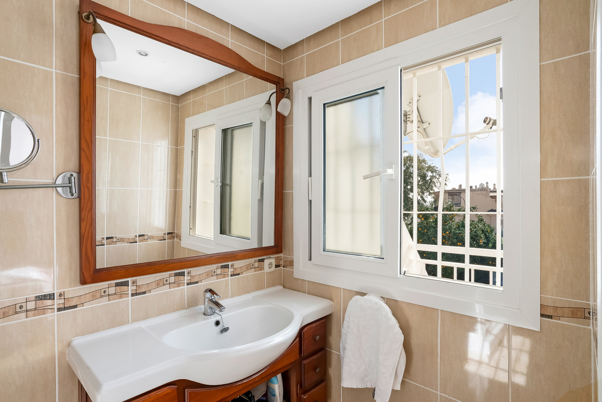 Townhouse for sale in The Golden Mile | 3 bedrooms H5105287