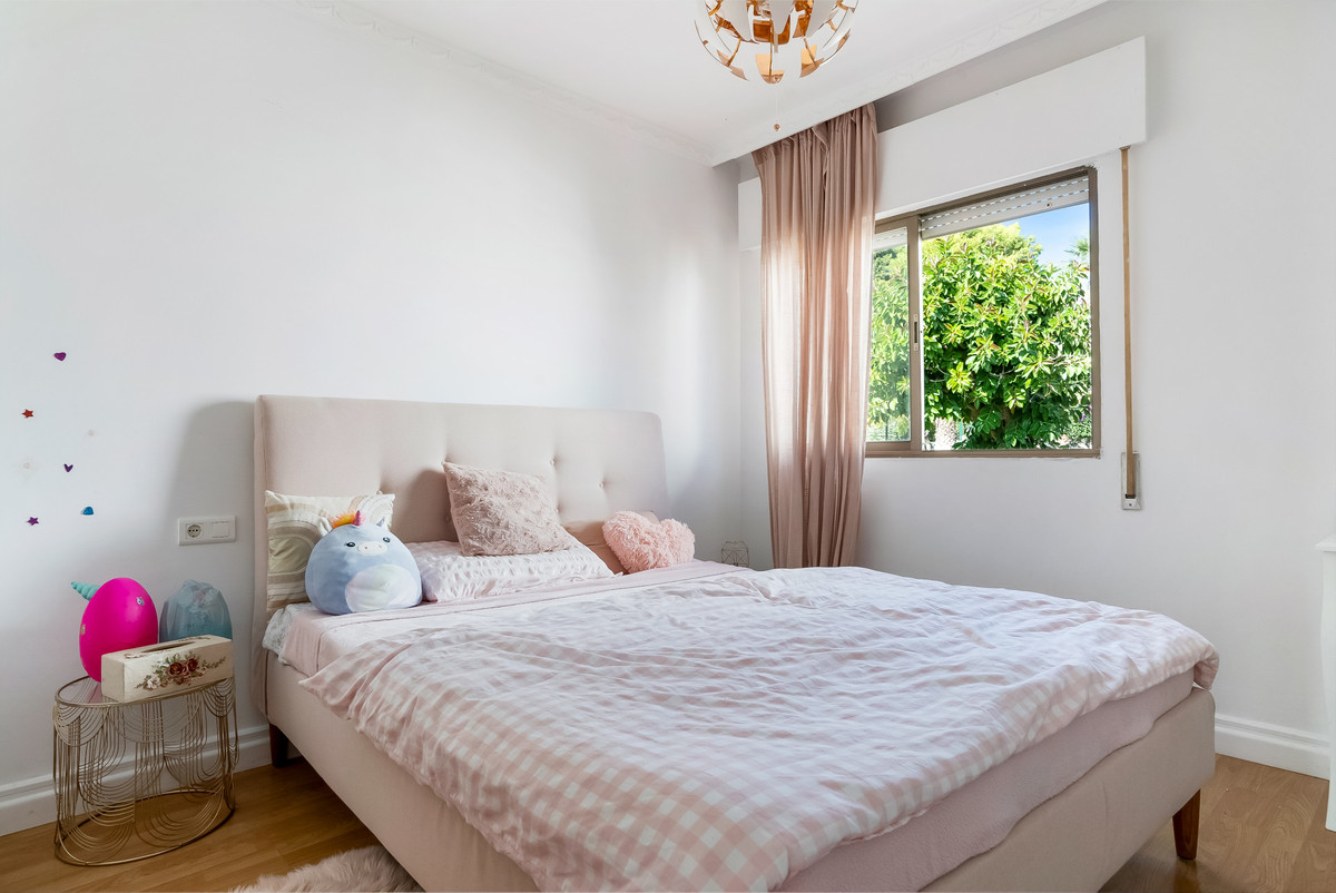 Townhouse for sale in The Golden Mile | 3 bedrooms H5105287