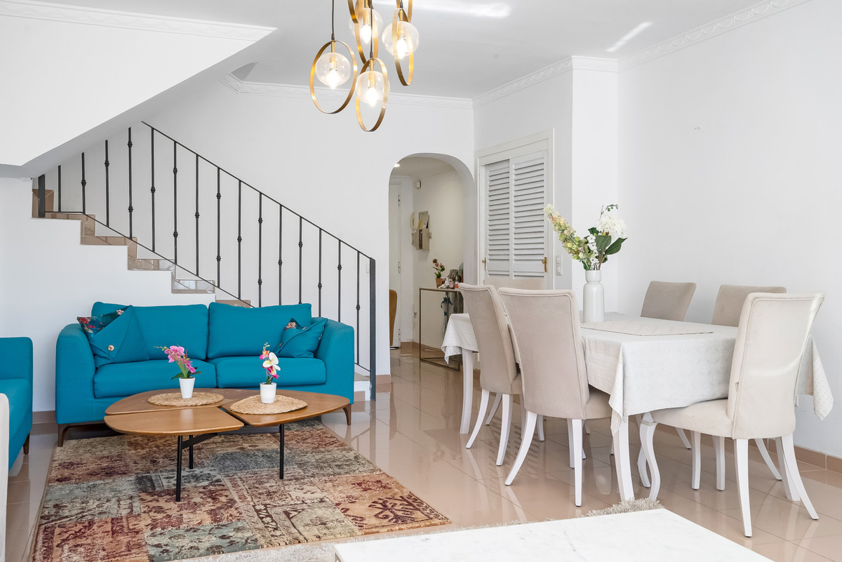 Townhouse for sale in The Golden Mile | 3 bedrooms H5105287
