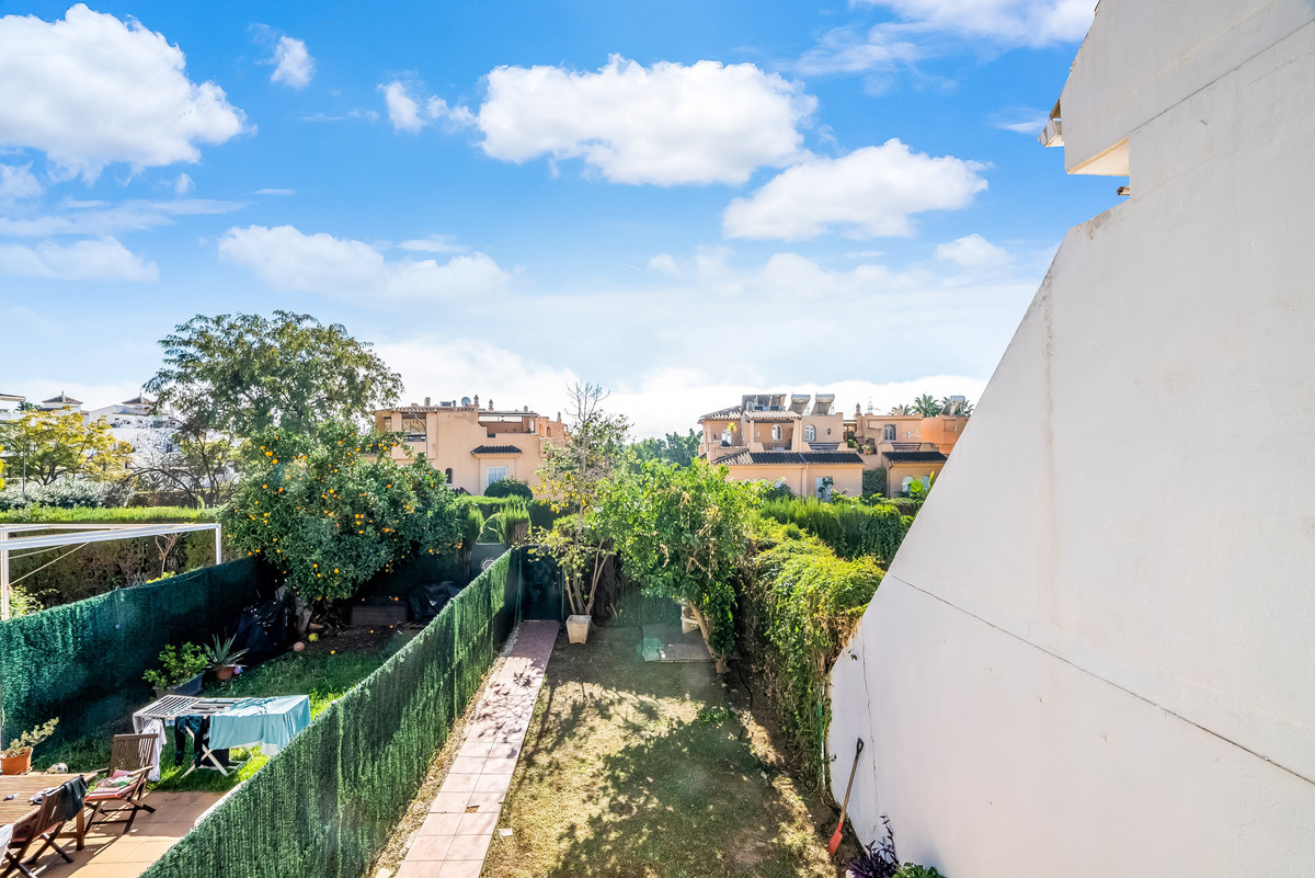 Townhouse for sale in The Golden Mile | 3 bedrooms H5105287