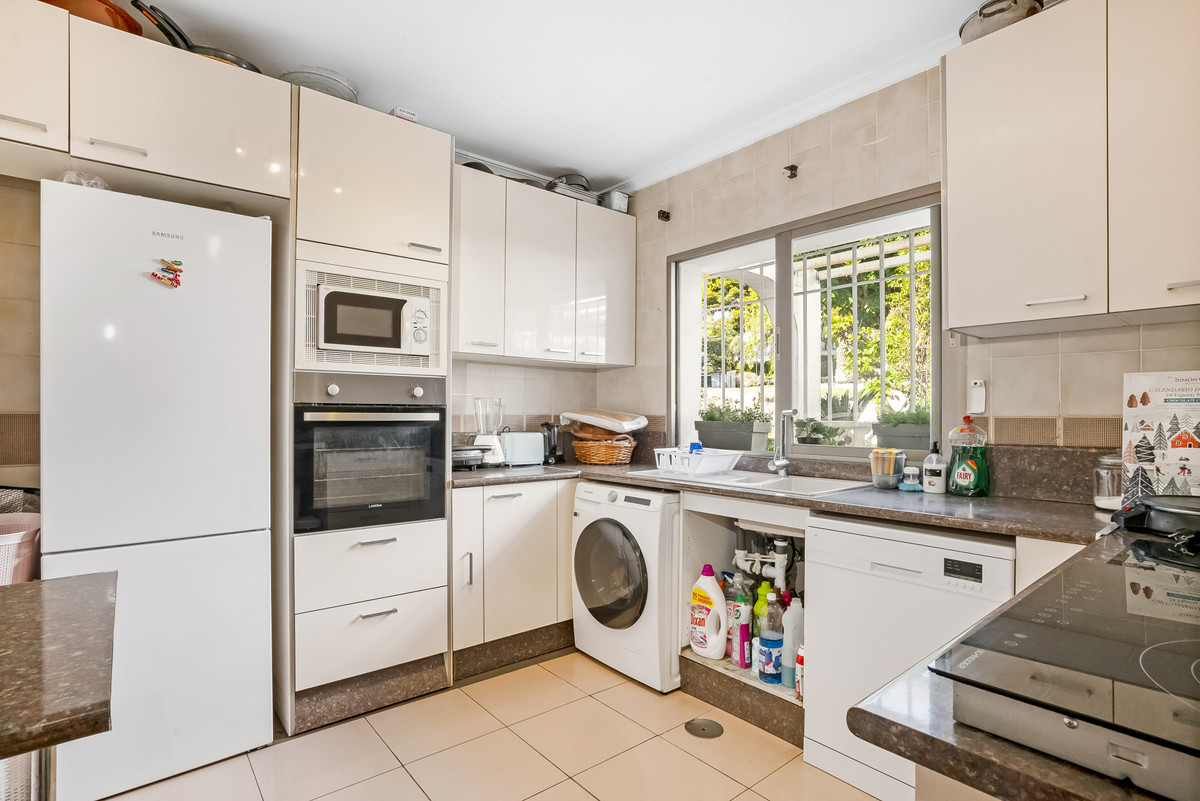 Townhouse for sale in The Golden Mile | 3 bedrooms H5105287