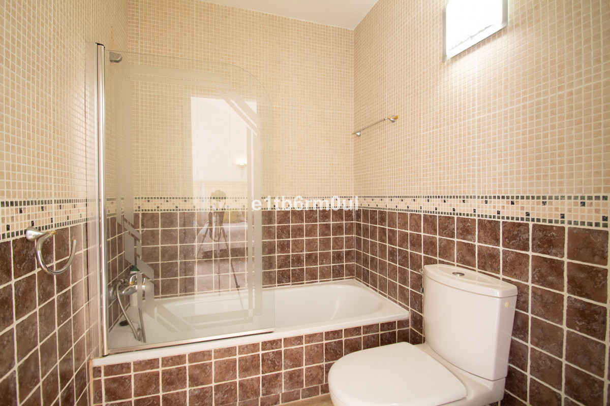 Townhouse for sale in The Golden Mile | 3 bedrooms H5111881