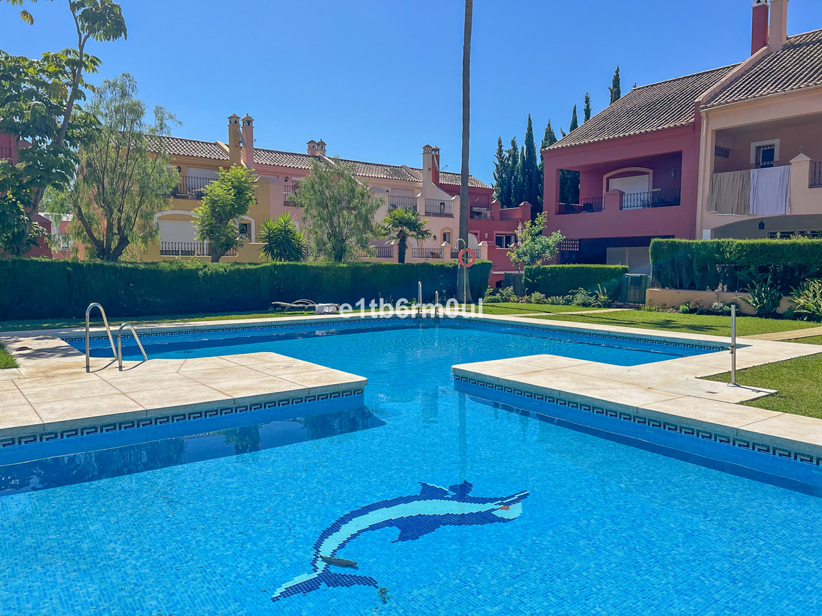 Townhouse for sale in The Golden Mile | 3 bedrooms H5111881