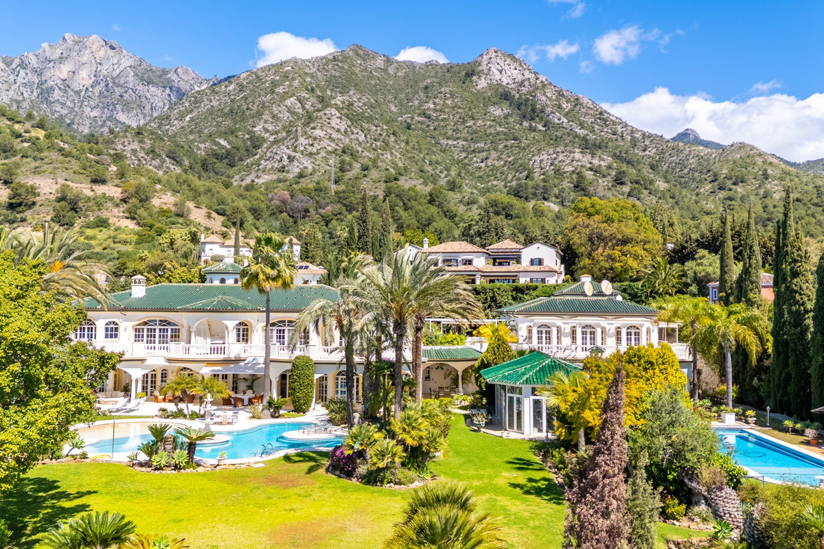 Huis te koop in The Golden Mile | 14 slaapkamers H5121091